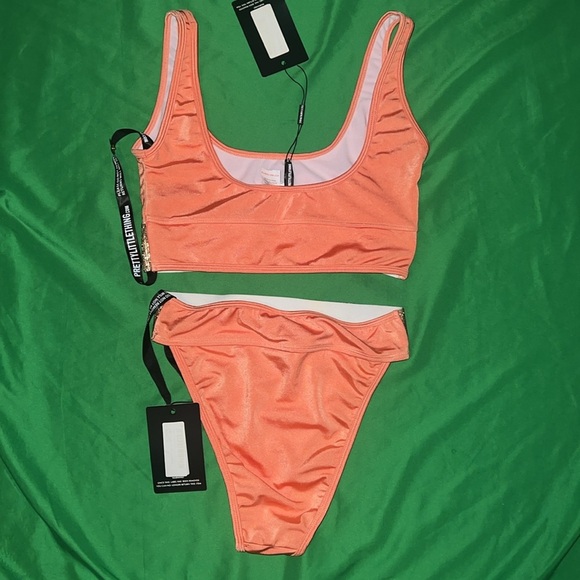 NWT Pretty Little Thing Peach & Gold Women's Swim Bikini 3 Piece Set size 6-FLAW - Picture 4 of 15
